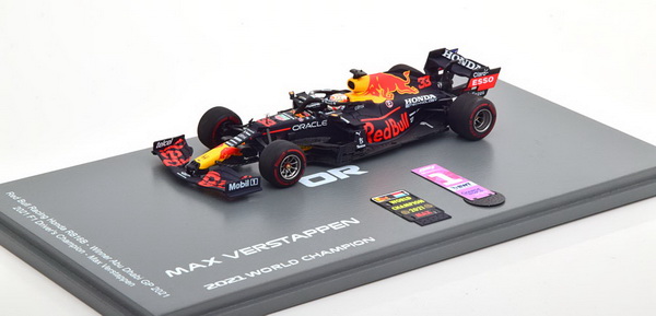 Модель 1:43 Oracle Red Bull Racing Honda RB16B №33 Red Bull Racing Winner Abu Dhabi GP (Max Verstappen)