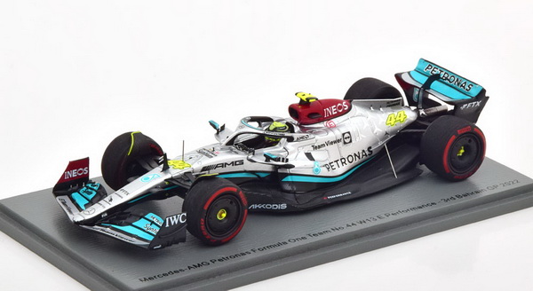 Модель 1:43 Mercedes-AMG Petronas F1 Team W13E №44 Performance 3rd GP Bahrain (Lewis Hamilton)