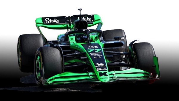 Модель 1:43 SAUBER C44 Team Stake Kick №77 Bahrain GP 2024 Valtteri Bottas - Green Black