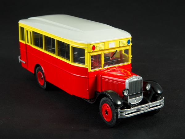 ЗиС-8 - серия «Наши Автобусы» №9 NA09 Модель 1:43