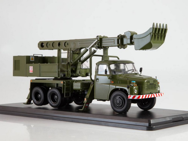Модель 1:43 UDS-110 Army CSSR (шасси Tatra 148) (экскаватор-планировщик) - green