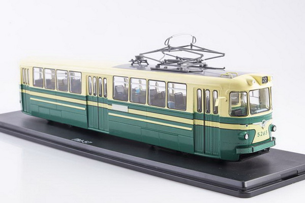 Трамвай ЛМ-57 SSM4076 Модель 1:43