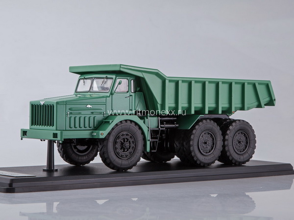 Модель 1:43 530 карьерный самосвал (40 тонн), зелёный (металл. кабина, кузов, рама)