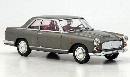 Модель 1:24 Lancia Flaminia Coupe 3B - gray