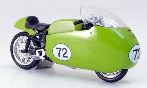 Модель 1:24 Moto Guzzi 350 Bialbero