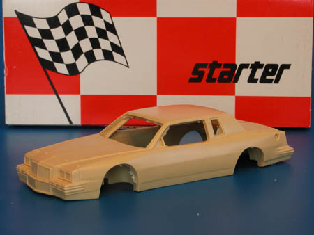 Модель 1:43 Pontiac Grand Prix STP
