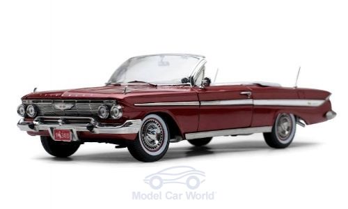 Модель 1:18 Chevrolet Impala Open Convertible 1961 - dsrk red