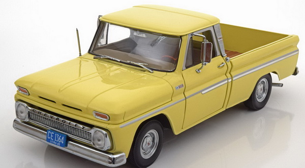 Модель 1:18 Chevrolet C10 Styleside PickUp - light yellow