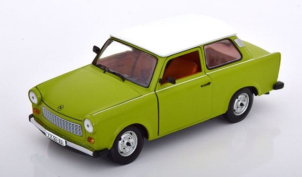 Модель 1:18 Trabant 601 - Green/beige