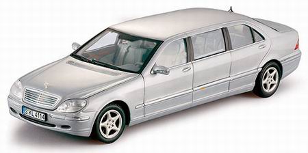 Модель 1:18 Mercedes-Benz S-class Pullman in White
