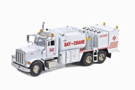 Модель 1:50 Bay Crane - Peterbuilt 379 w/Fuel - Lube - Bay Crane Decoration