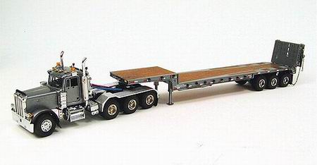 peterbilt 379 with equipment ramp trailer-gray S2027-A Модель 1:50