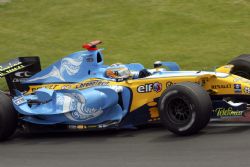 Модель 1:43 Renault R26 F.1 Winner Canadian GP (Fernando Alonso - Giancarlo Fisichella) KIT