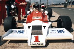 Модель 1:43 McLaren Ford M26 GP INGHILTERRA (winner-James Hunt - Jochen Mass) KIT