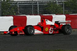 Модель 1:43 Ferrari F2004 USA/Canadian GP (Michael Schumacher - Rubens Barrichello) KIT