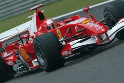 Модель 1:43 Ferrari 248 CINA (Michael Schumacher - Felipe Massa) KIT