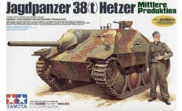 Модель 1:35 Немецкая самоходная установка Hetzer Mid Production, 2 типа траков (винил и пластик), 1 фигура, 4 варианта декалей.