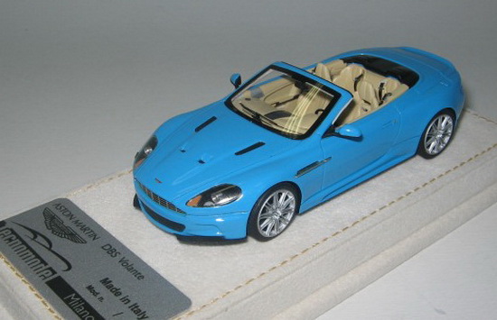 aston martin dbs volante - baby blue T-MI57F Модель 1:43