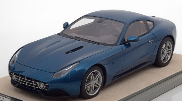 Модель 1:18 Berlinetta Lusso Superleggera - blue