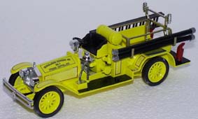 american la france pumper «pearl river» engine №1 - yellow AHC1023P-1 Модель 1:43