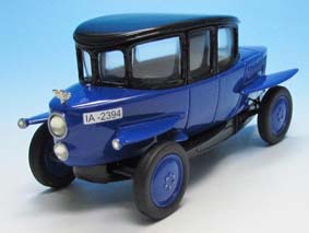 rumpler limousine 1921 (ia - 2394) BUD003-2 Модель 1:43