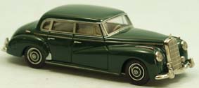 mercedes-benz 300 b limousine (w186) «adenauer» zweite serie/second serie - dark green M43064-1 Модель 1:43