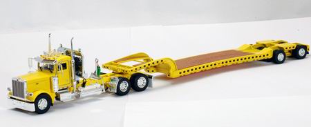 peterbilt 388 day cab with new rackley lowboy in yellow 080390 Модель 1:53
