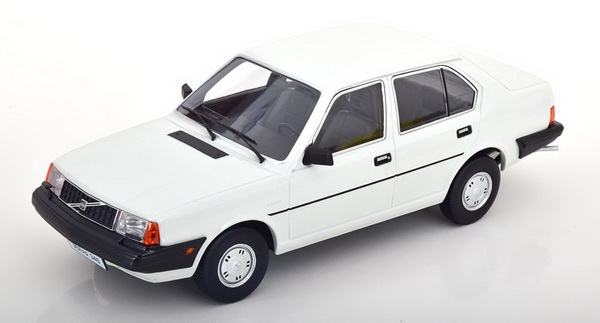 Volvo 360 - 1987 - White