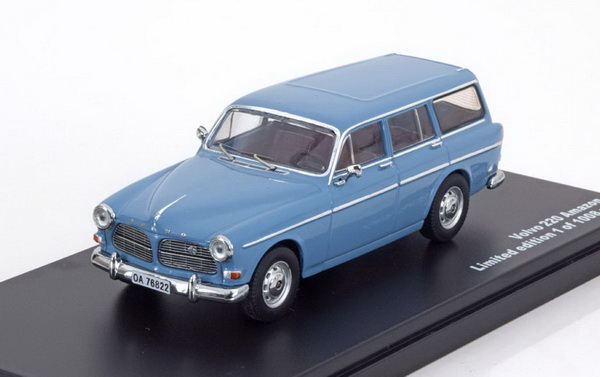Модель 1:43 Volvo 220 Amazon - blue (L.E.1000pcs)