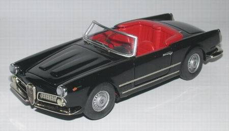 Модель 1:43 Alfa Romeo 2000 2+2 Cabrio/Spyder