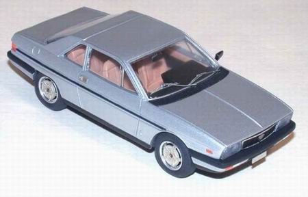 lancia gamma coupe 1976 kit TRK194 Модель 1:43
