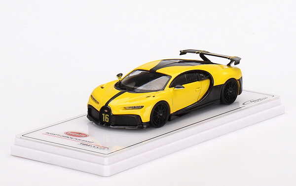 Модель 1:43 Bugatti Chiron Pur Sport - 2018 - Yellow