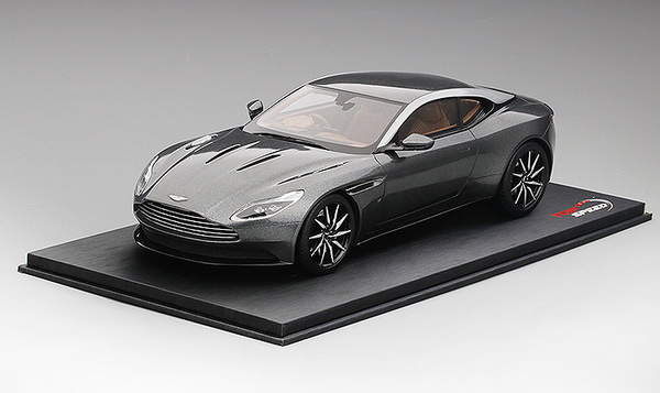 Aston Martin DB11 - grey met