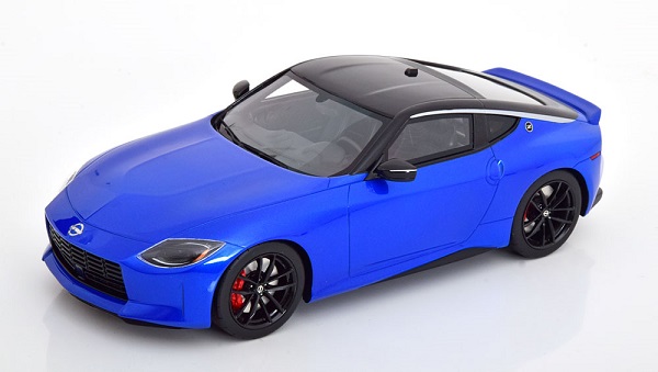 Модель 1:18 Nissan Z Performance 2023 blue metallic/black