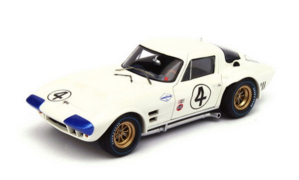 Модель 1:43 Chevrolet Grand Sport Coupe №4 12h Sebring (J. Hall)