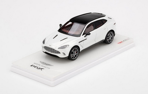 Aston-Martin DBX - frost white TSM430499 Модель 1:43