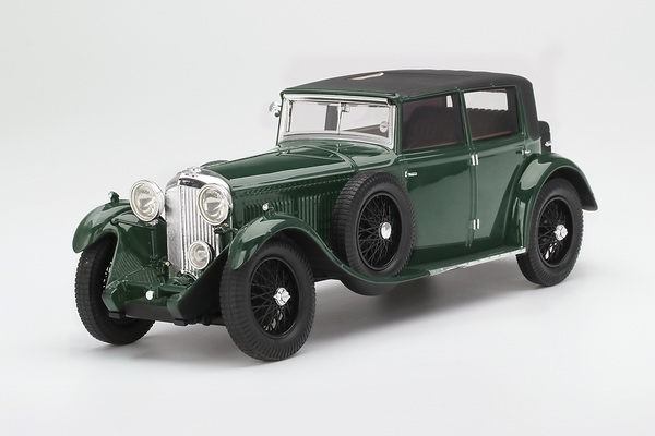 Модель 1:18 Bentley 8L - green