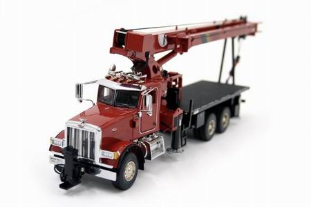 national crane 1300h with peterbilt 357 chassis - red 048-01037 Модель 1:50