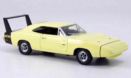 Модель 1:43 Dodge Charger Daytona - yellow [низкое качество покраски]