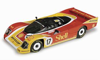 Модель 1:18 Porsche 962C №17 2nd Le Mans (Derek Bell - Hans-Joachim Stuck - Klaus Ludwig)