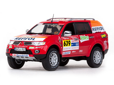 Модель 1:43 Mitsubishi Pajero Sport №639 Dakar Team Service Car