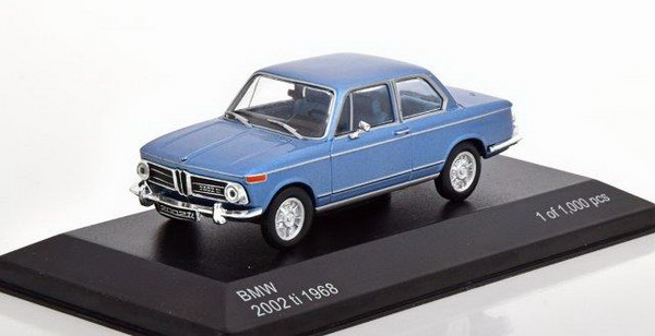 Модель 1:43 BMW 2002 ti 1968 Metallic Blue