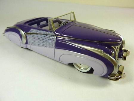 Модель 1:43 Cadillac S62 Generation II Convertible Saoutchik - violet/lilac