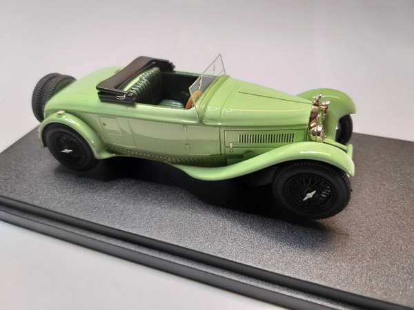 Модель 1:43 Bugatti T44 Thiertart Ch.№441231 - 2-tines green (L.E.60pcs)