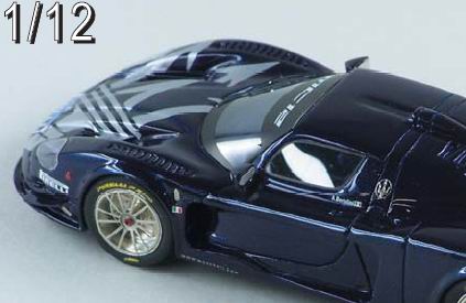 Модель 1:12 Maserati MC12 Presentazione KIT