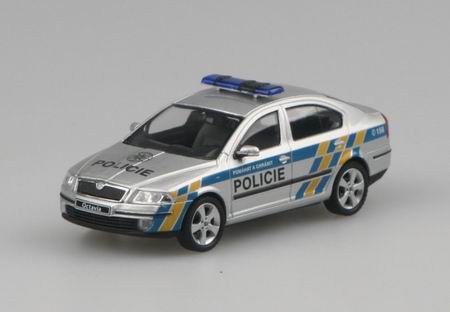 skoda octavia policie cr (czech police) / silver diamond 001XX Модель 1 43