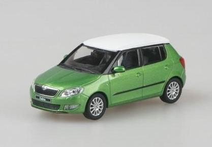 skoda fabia ii (facelift) - rally green metwhite roof 016QAW Модель 1:43