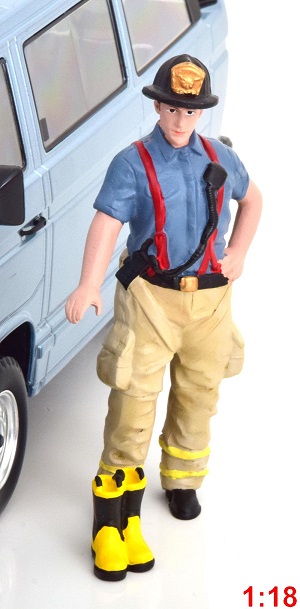 Модель 1:18 Фигурка Firefighters