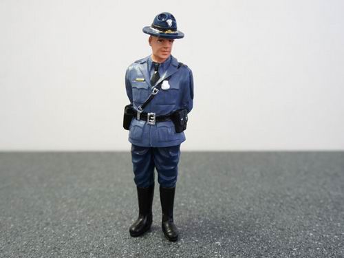 diorama figure- state trooper- craig AD16107 Модель 1:18