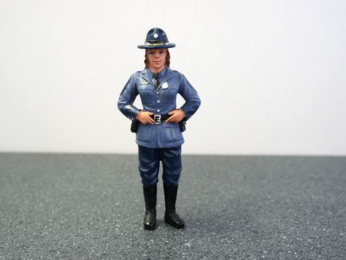 diorama figure- state trooper- sharon AD16109 Модель 1:18